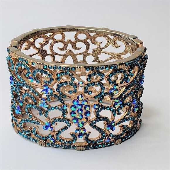 Large Blue Crystal Rhinestone Hinged Bracelet - Picture 1 of 8